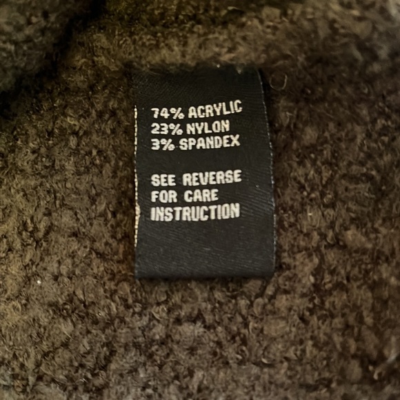 EMBROIDERED MOCK TURTLE NECK SWEATER - Picture 7 of 7